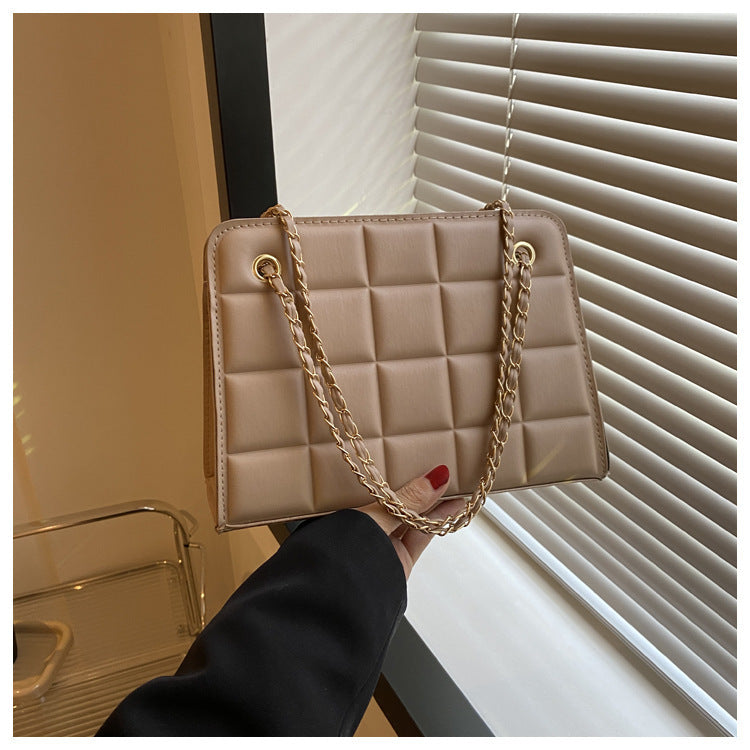Checkered embossed chain bag - 2023 new trendy fashion casua