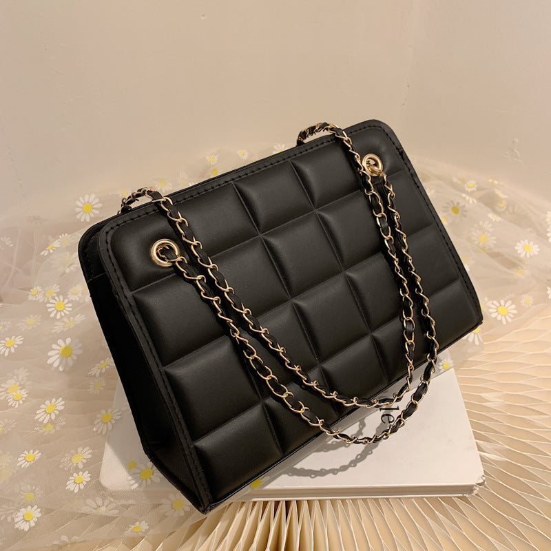 Checkered embossed chain bag - 2023 new trendy fashion casua