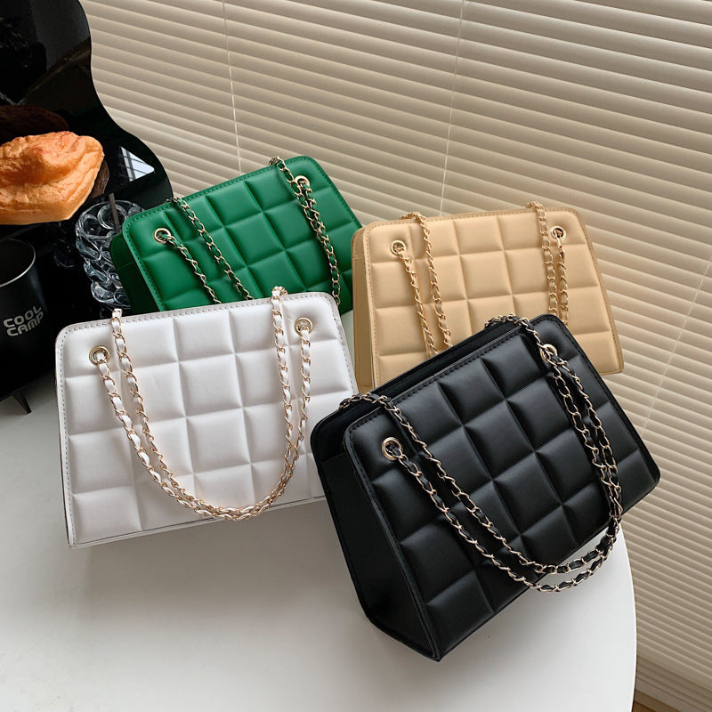 Checkered embossed chain bag - 2023 new trendy fashion casua