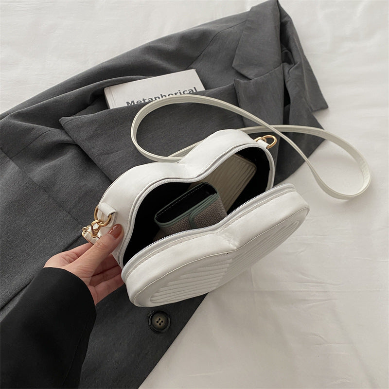 Trendy and chic heart-shaped bag for women - 2024 new arriva